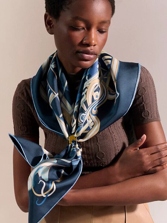 Hermes Accessories - NWT - Hermes La Ligne Coup de Fouet Scarf 90